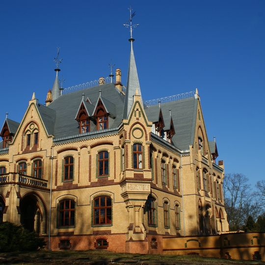 Palace in Większyce