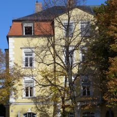 Nördliche Auffahrtsallee 62