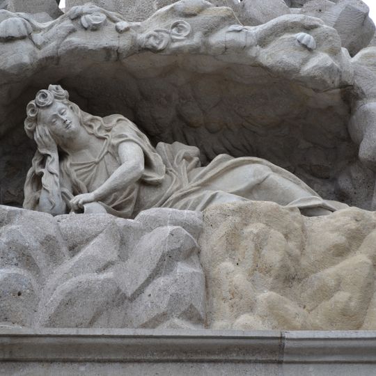 Trojičný stĺp, Trojička, socha