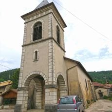 Église Saint-Pierre-aux-Liens de Challes-la-Montagne