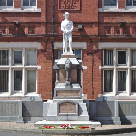 Earlestown War Memorial