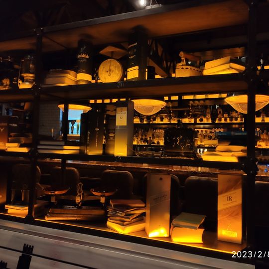 Negroni Bistro & Sushi Bar
