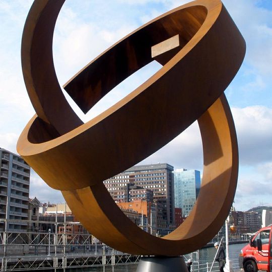 Variante ovoide de la desocupación de la esfera