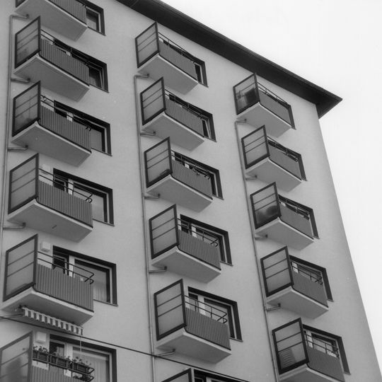 Wohnhochhaus Arthur-Hoffmann-Straße 111; 113; 115