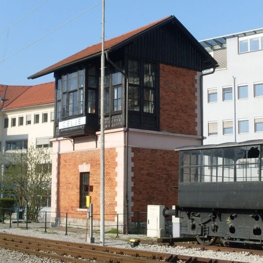 Kretniška postavljalnica v Celju