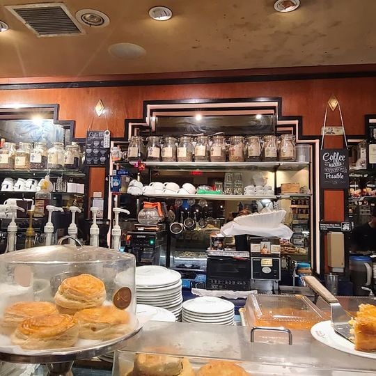 Omonia Cafe