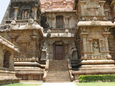 Entrance 12
