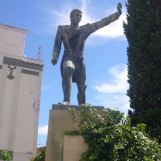 Monument a Antoni Franch i Estalella