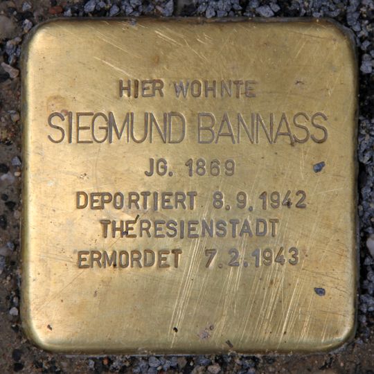 Stolperstein à la mémoire de Siegmund Bannass