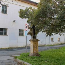 Kříž v Litovli na ulici Karlovská