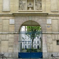 Commemorative plaque