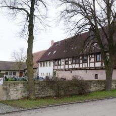 Ehemaliges Pfarrhaus, jetzt Doppelwohnhaus