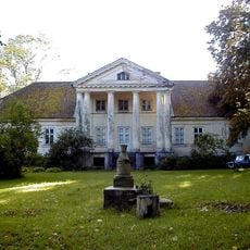 Padure Manor