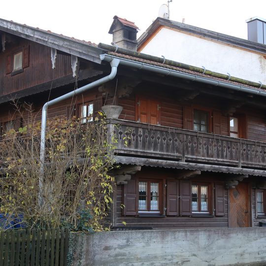 Oberbiberger Straße 1