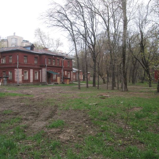 Орлово-Давыдовский переулок 2А c3, Служебный корпус