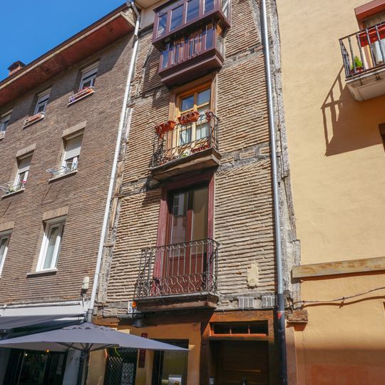 Casa Pintorería 62