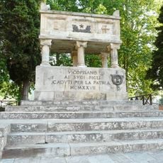 Monumento ai Caduti di Vicopisano