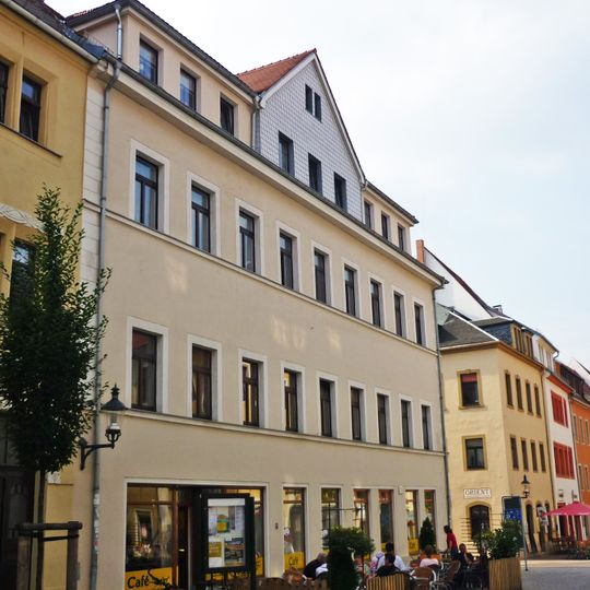 Wohnhaus Akademiestraße 1