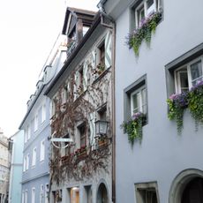 Wohn- und Geschäftshaus