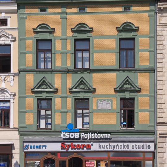 Zámecké náměstí 41