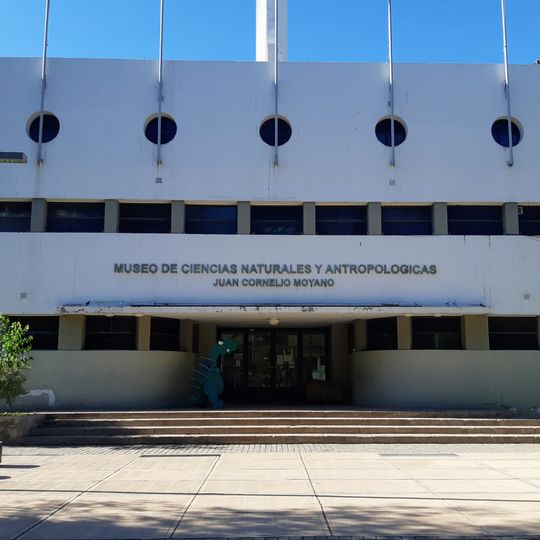 Balneario "Playas serranas" actual Museo de Ciencias Naturales y Antropológicas Juan Cornelio Moyano