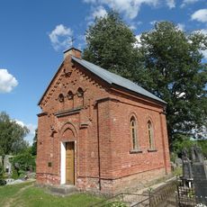 Vidiškiai cemetery chapel