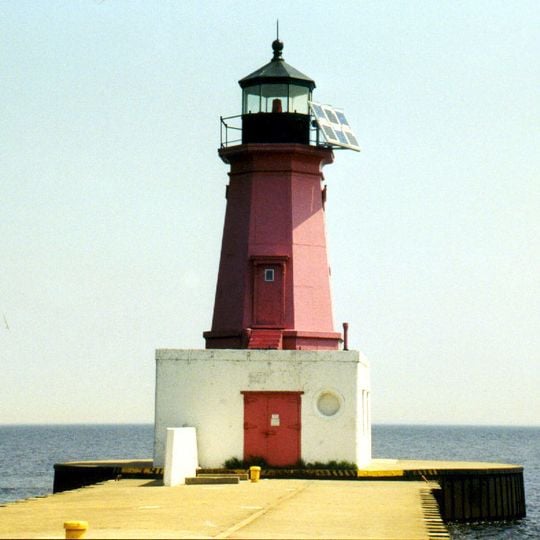 Menominee Pier Light