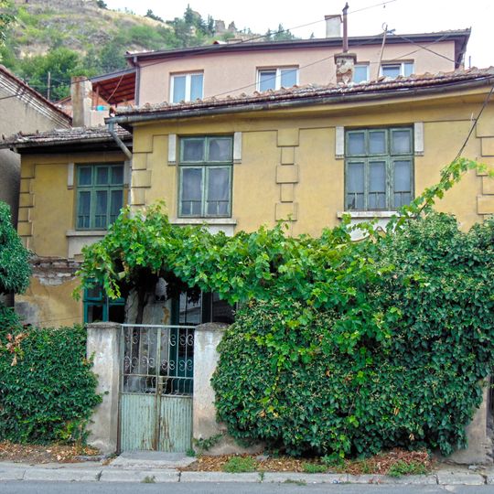 Building on Goce Delčev Str. nu. 7, Štip