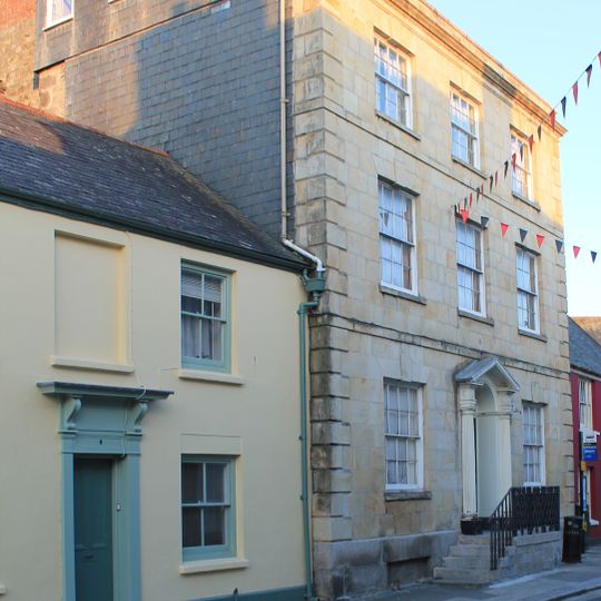 6, Broad Street