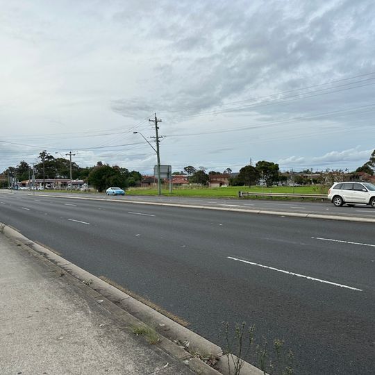 Brickmakers Creek-Elizabeth Drive bridge