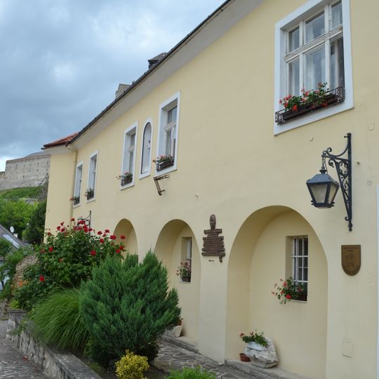 Areál kostola Narodenia P. M. , schodisko