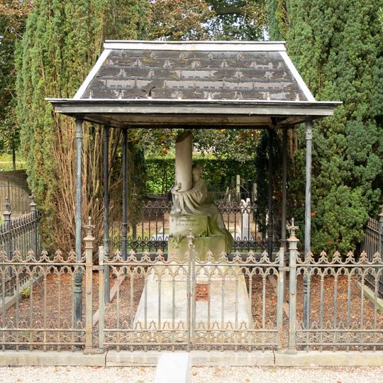 Grafmonument op de Algemene Begraafplaats in Brummen
