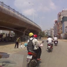 Thanh Trì Bridge