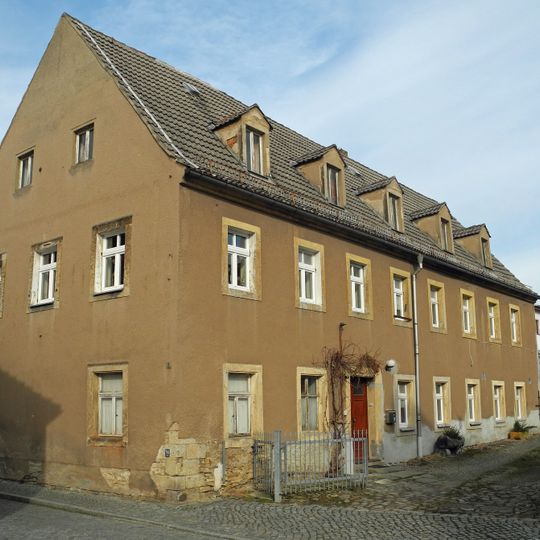 Wohnhaus in offener Bebauung Antonstraße 7