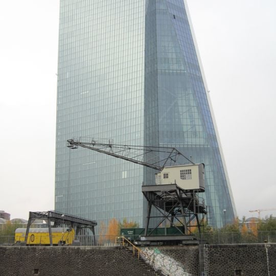 Krananlagen Nr. 16 und 64 neben Deutschherrenbrücke