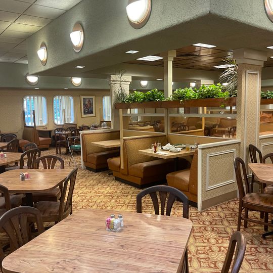 S & S Cafeteria