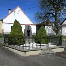 Pomník padlým v Čepicích