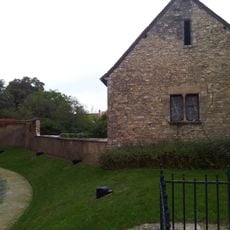 Cloître de la cathédrale de Bourges