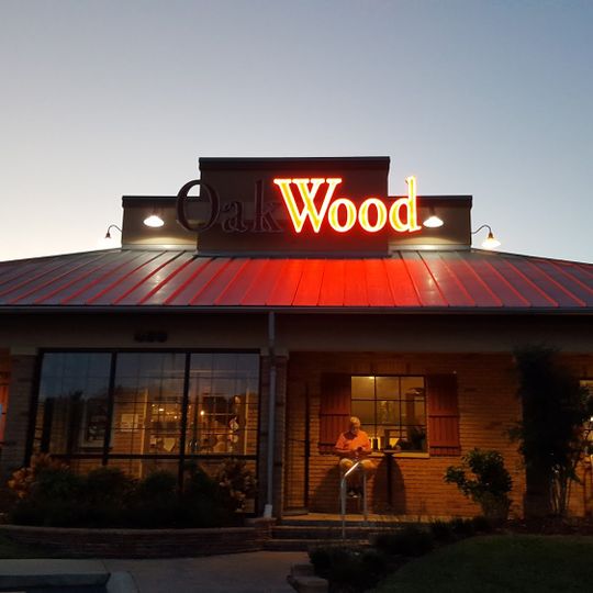 Oakwood Smokehouse