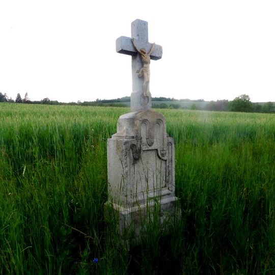 Kamenný kříž u silnice jižně od Rančířova