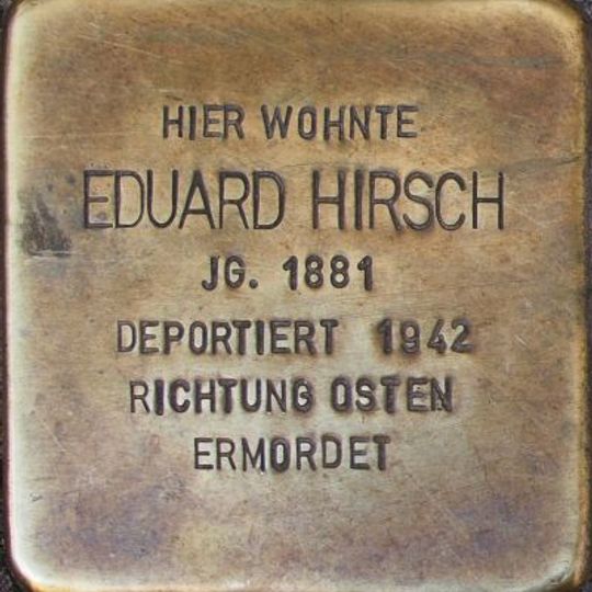 Stolperstein en memoria de Eduard Hirsch