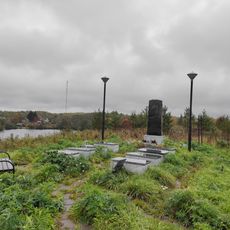 Братская могила советских воинов, погибших в боях с фашистскими захватчиками (Вешкелица)