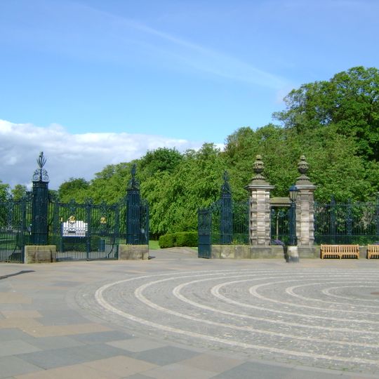 Louise Carnegie Memorial Gateway
