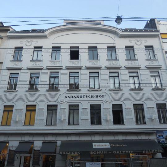 Wohnhaus »Karakotsch-Hof«