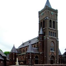 Statue of Sacred Heart of Jesus Christ