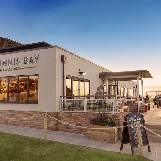 Minnis Bay Bar & Brasserie
