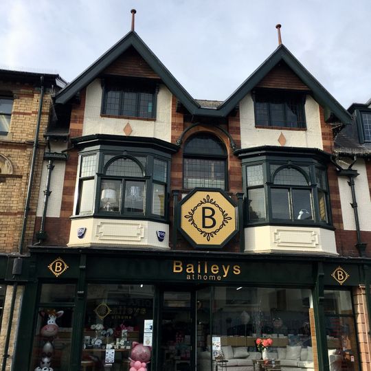 46,Frogmore Street, Abergavenny