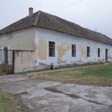 Зграда ОШ „Аксентије Максимовић”