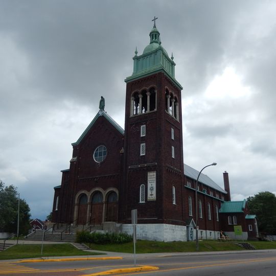 Église Sainte-Thérèse-de-l'Enfant-Jésus d’Arvida