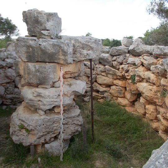 Poblado amurallado de ses Talaies de Can Jordi / Ca l'amo en Miquel